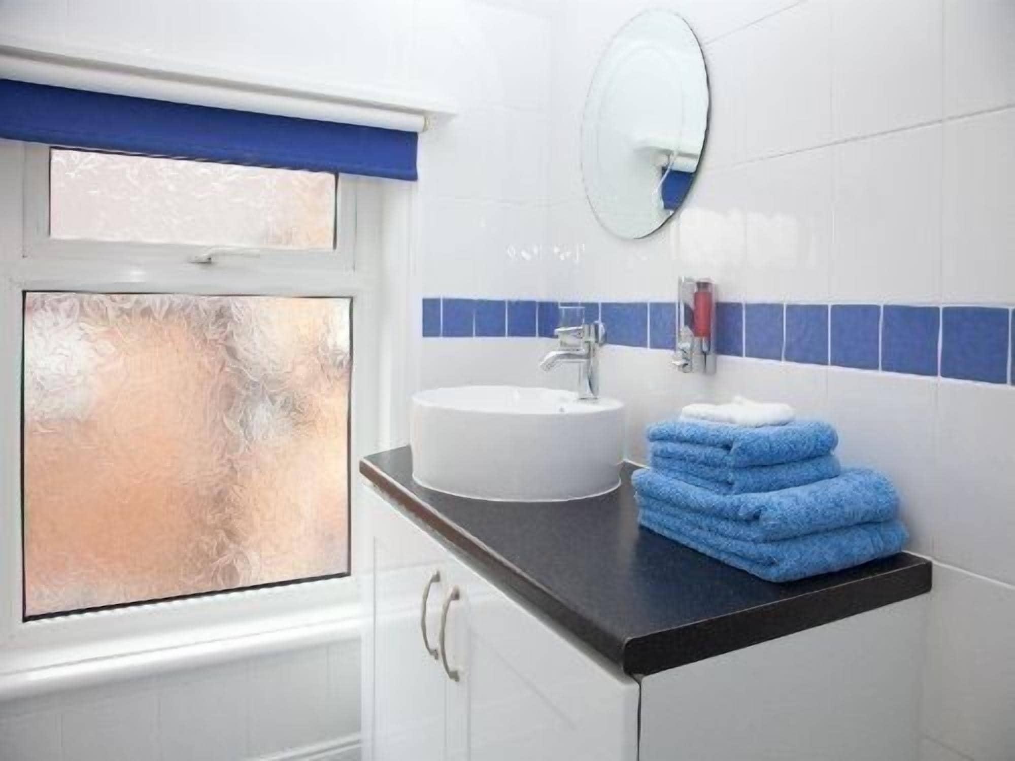 The Meltham Guest House Scarborough Esterno foto